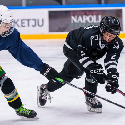 Special Hockey -turnaus toi Hakametsään pelaamisen riemun