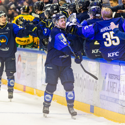 Aatu Heinänen ratkaisi U20-mestaruuden Kiekko-Espoolle: ”Oltiin kurinalaisia ja pelattiin joukkueena”