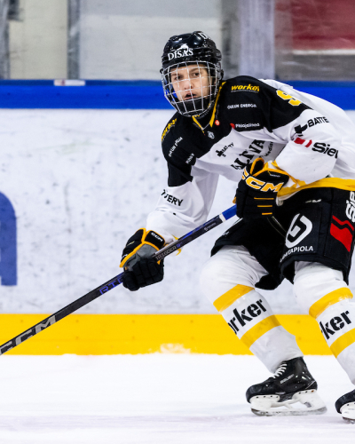 Kärpät riepotteli Pelicansia – Luukas Jurvelinille hattutemppu