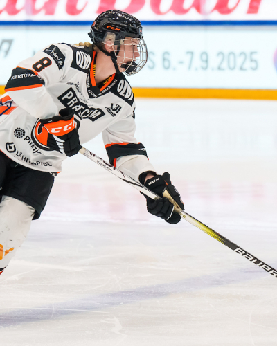 Tauko ohi – HPK juhli vierasvoittoa sarjan kärkipelissä Espoossa 