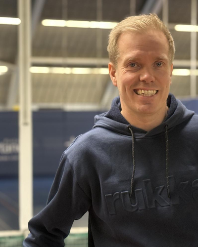 Tyttöjen Pohjola-leiri käynnistynyt Kuortaneella – Leijona-vala klo 21 kruunaa avauspäivän