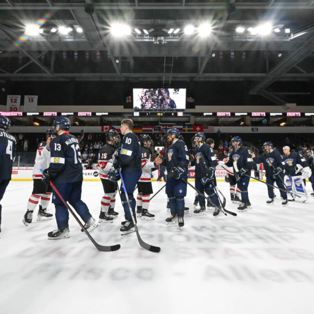 #16 yhdistää valmentaja Peltosta ja kapteeni Barkovia – Barkov: "On iso kunnia kantaa tätä numeroa"