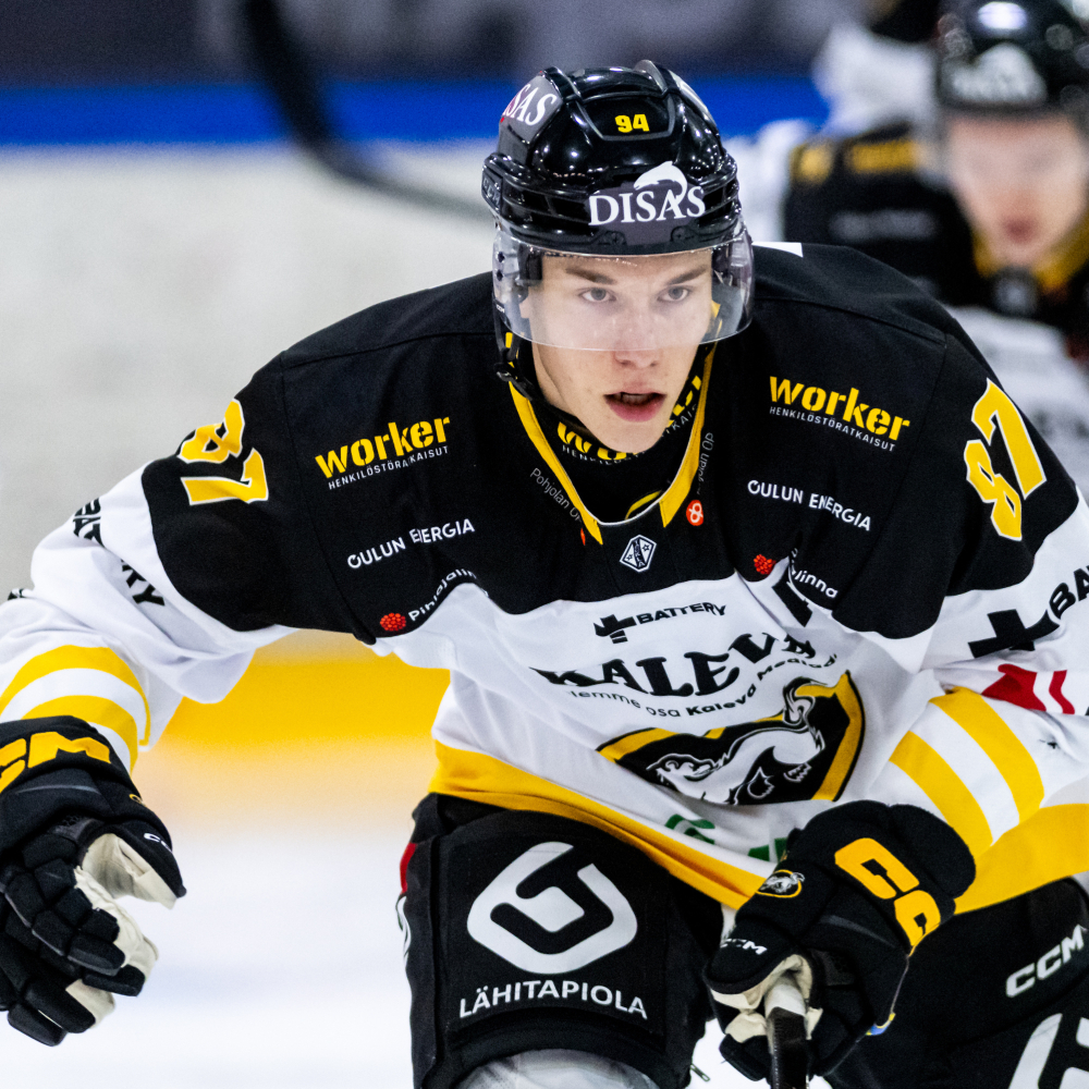 Kärppien Salovaara hurjassa kevätvireessä: ”Ristikkoketju tuo mukavaa energiaa joukkueeseen”