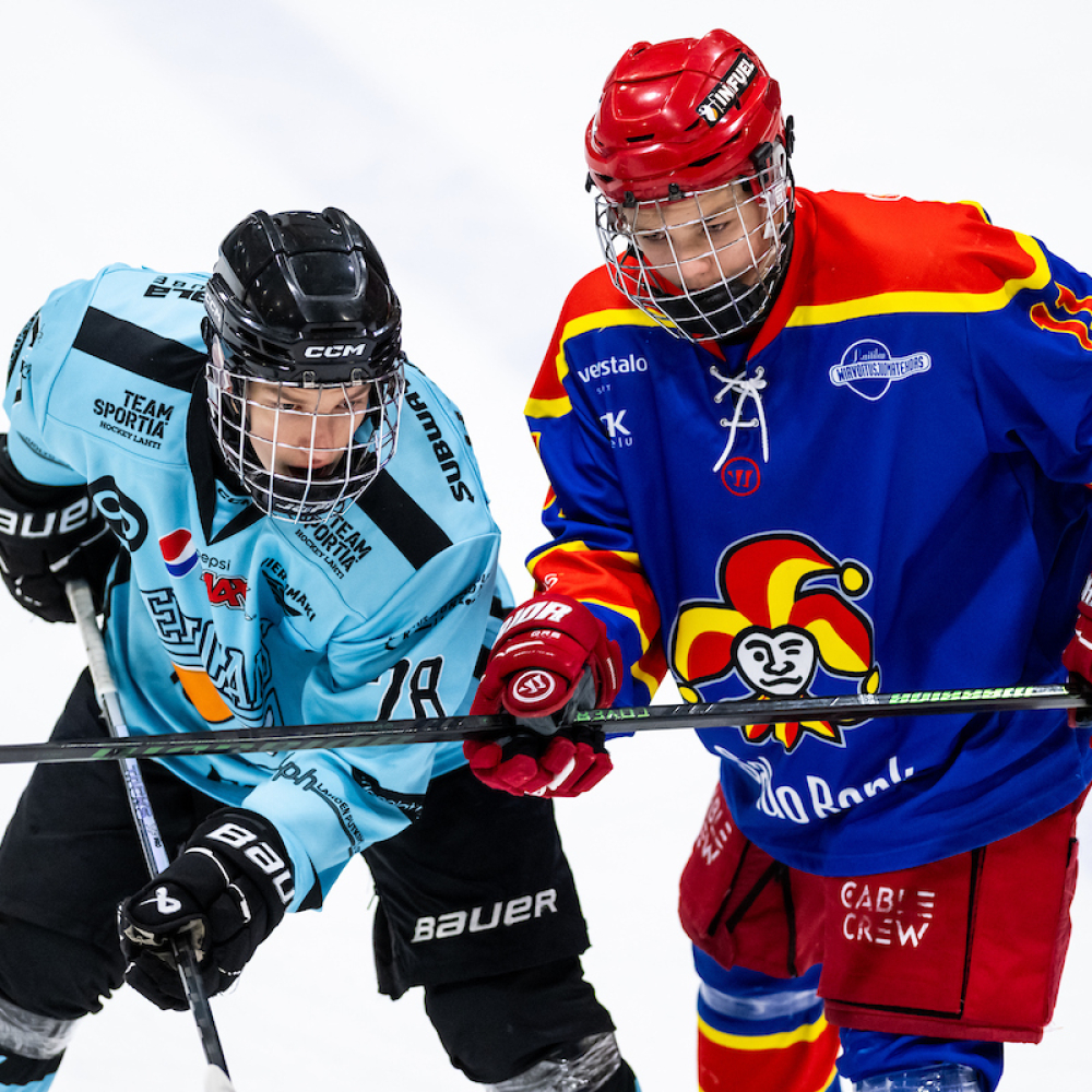 Viimeinen neljännes jäljellä – Tässä tilanne SM-sarjapaikoista kamppailtaessa