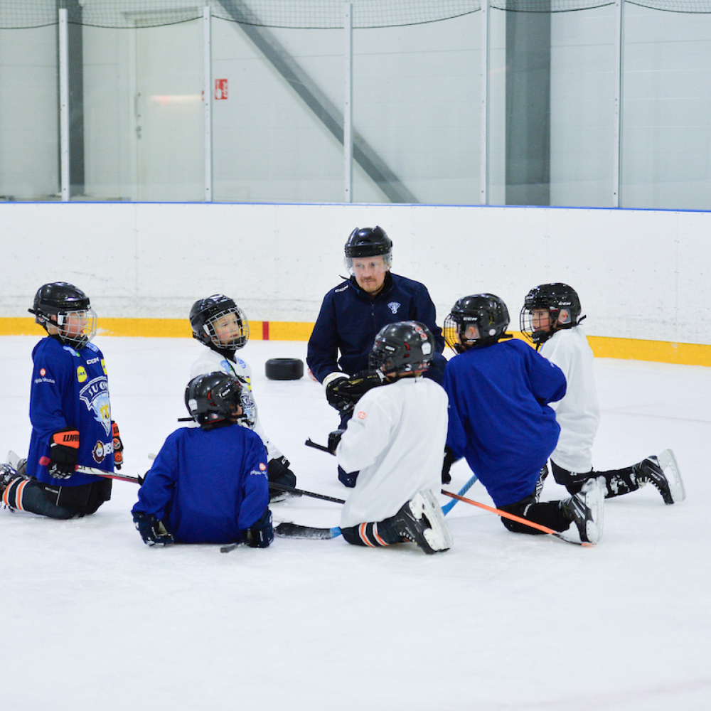 Nuorempien ikäluokkien tuet tuovat helpotusta 381 juniorin kausimaksuihin