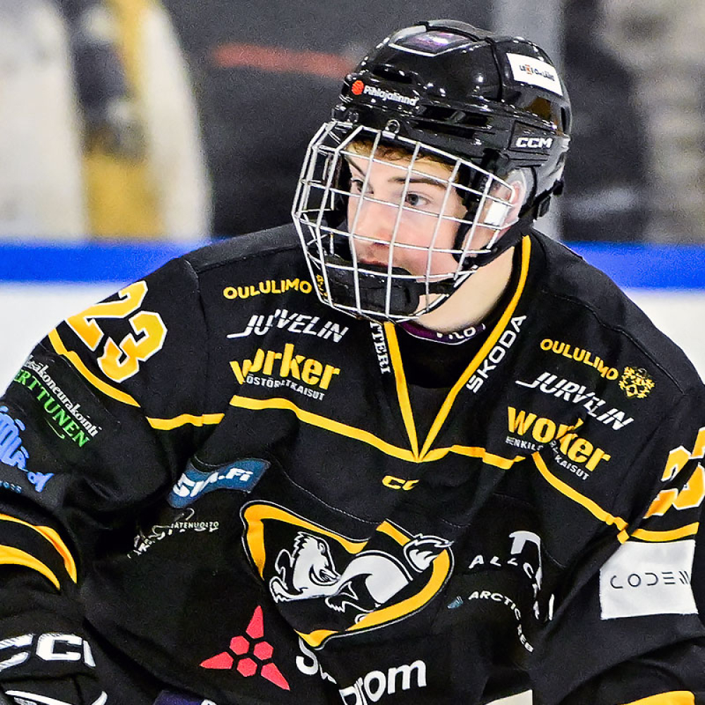 Jokerit ja Kärpät voiton päässä finaalipaikasta – Kärppien Niklas Helpille hattutemppu