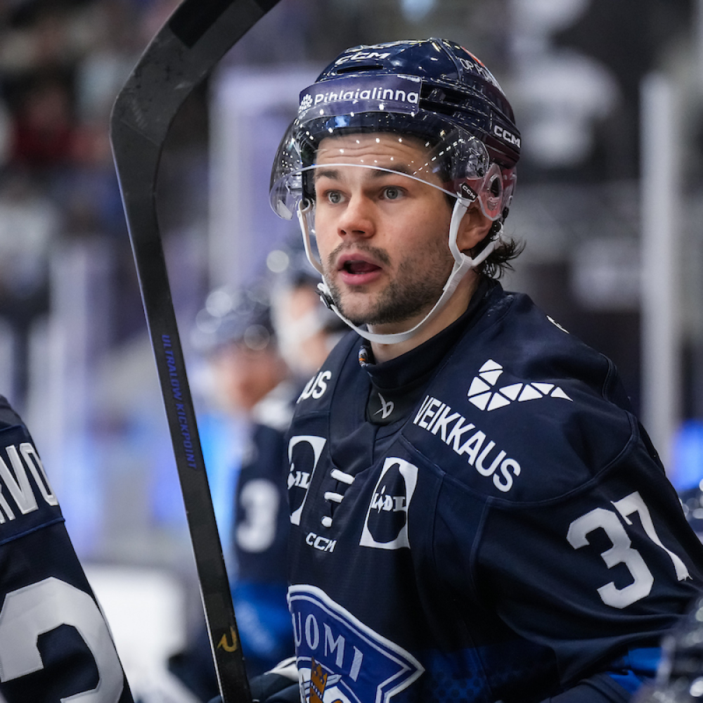 Kouvolassa maalijuhlat, Tanska kaatui lukemin 10–5 – Eemil Erholtz: ”Kun saa pelata huippujätkien kanssa, tehojakin voi tulla”