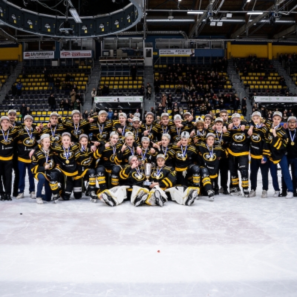 Karjalaisen mestaruusmaali käynnisti Kärppien juhlat: ”Jaksettiin yrittää koko pelin ajan” 