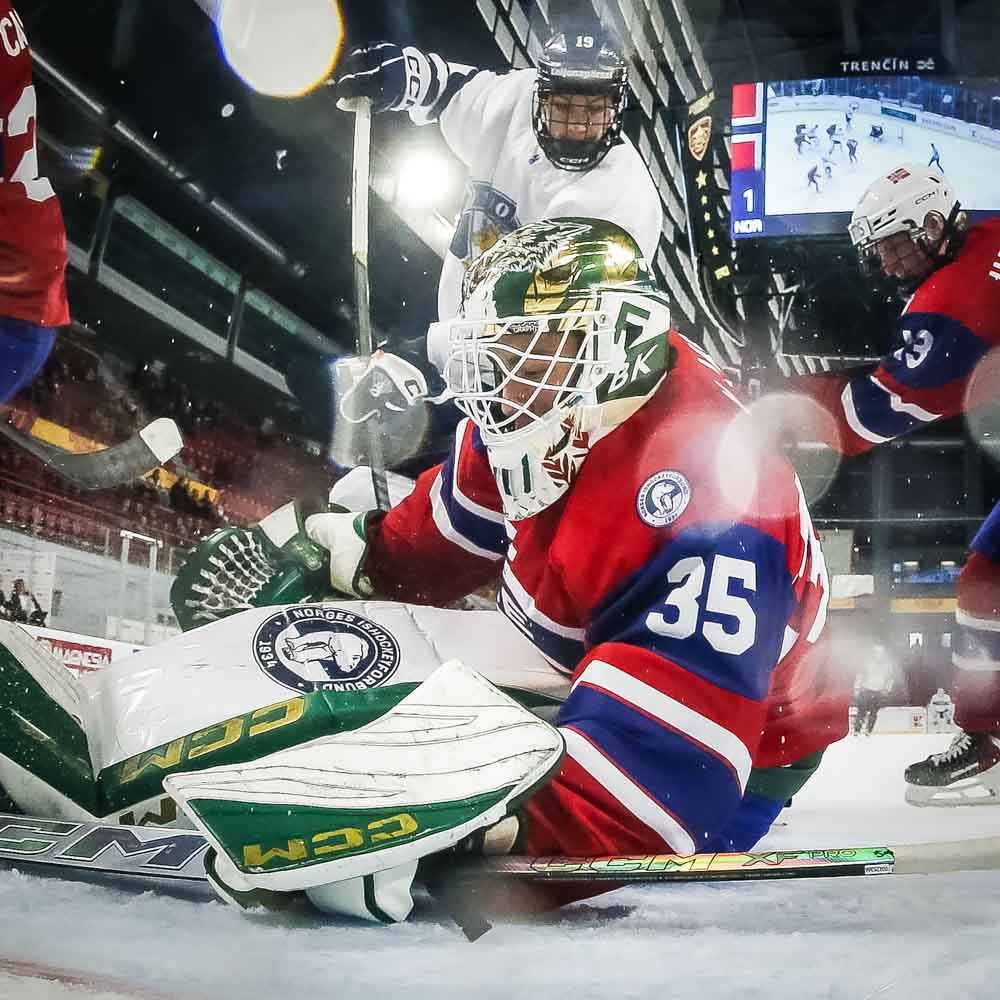 Santala 3+1, Fugleberg 0+4 – Pikkuleijonat avausvoittoon kolmosketjun "nollaysien" johdolla – Näin ottelu eteni