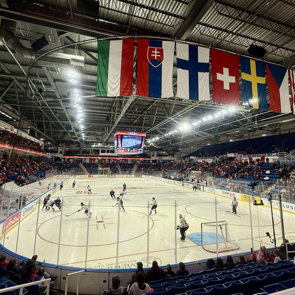 ”Tulos on tyly ja totaalinen” – Tyttöleijonien MM-turnaus jatkuu raskaasta Kanada-tappiosta huolimatta