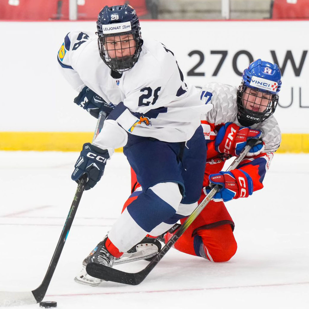 Tyttöleijonille avaustappio MM-kisoissa – Tinja Tapani: "Tämä peli on unohdettava ja siirrettävä katseet seuraavaan"