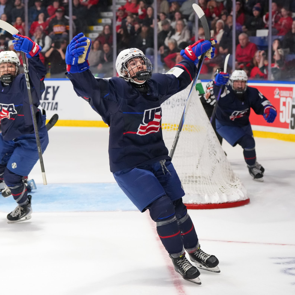 Yhdysvallat juhlii alle 18-vuotiaiden tyttöjen maailmanmestaruutta!