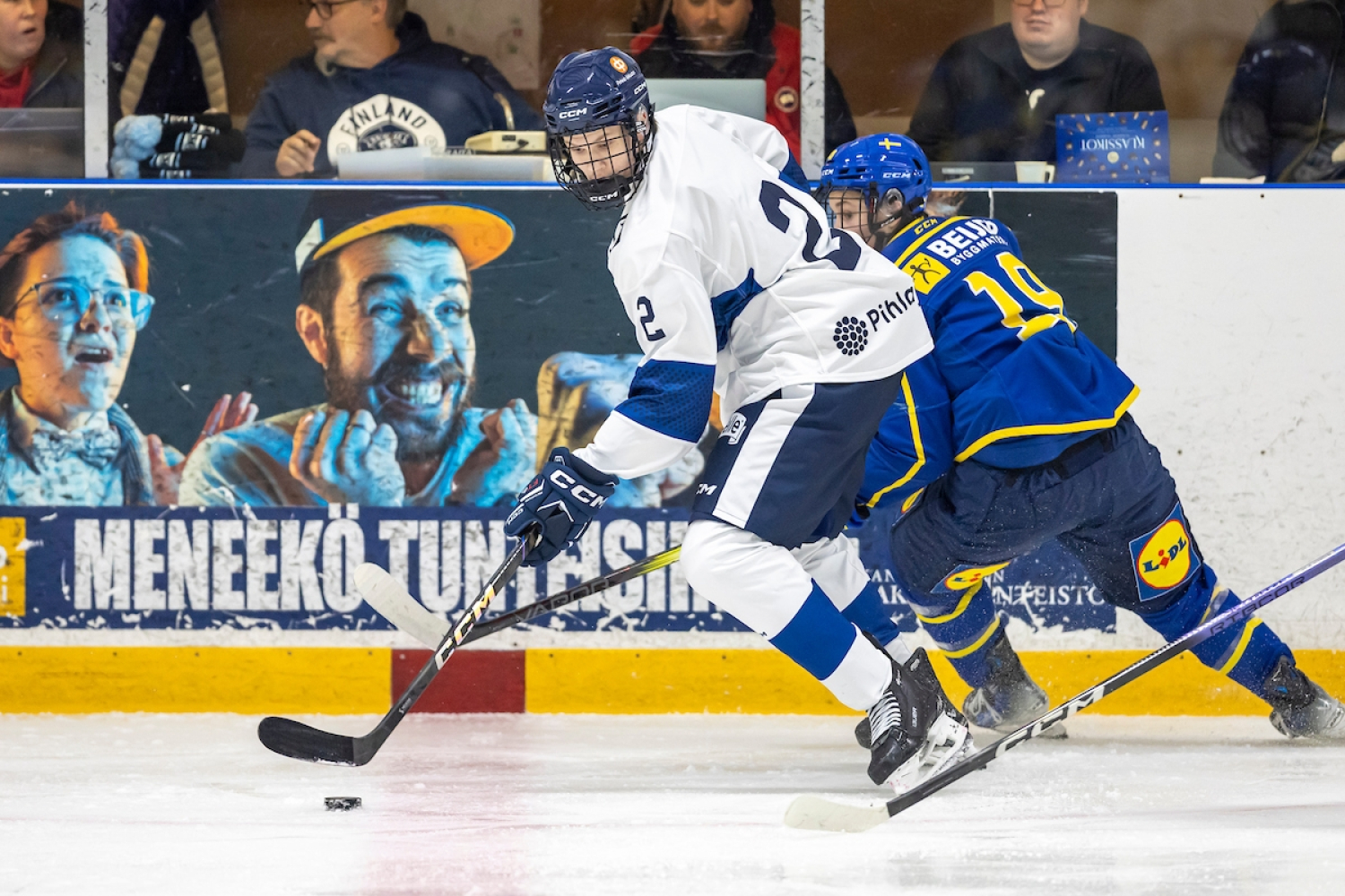 U16 toiseen otteluunsa neljän maan turnauksessa Ruotsia vastaan – Suomen kentälliset klo 19 alkavaan peliin