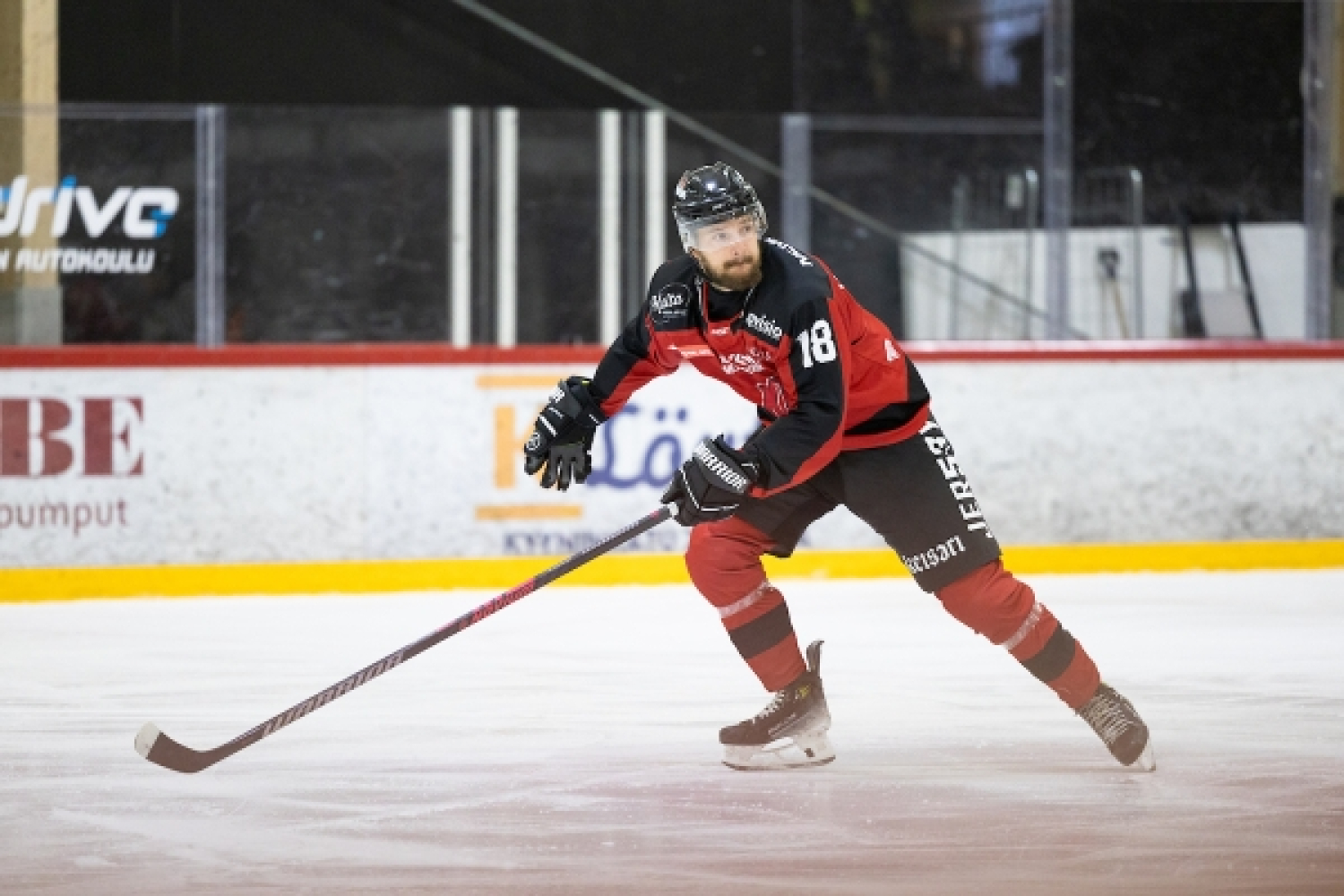 Pyry ja Virkiä ottivat toiset kiinnitykset loppuottelupaikkaan – Muik Hockey ja Haukat jo selkä seinää vasten