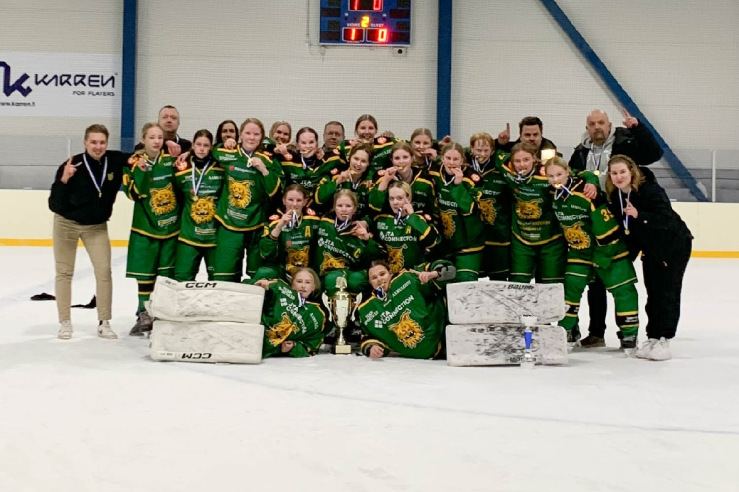 N16-tyttöjen SM-turnauksen kärkikolmikko 2025: 1. Ilves, 2. HIFK, 3. KKP