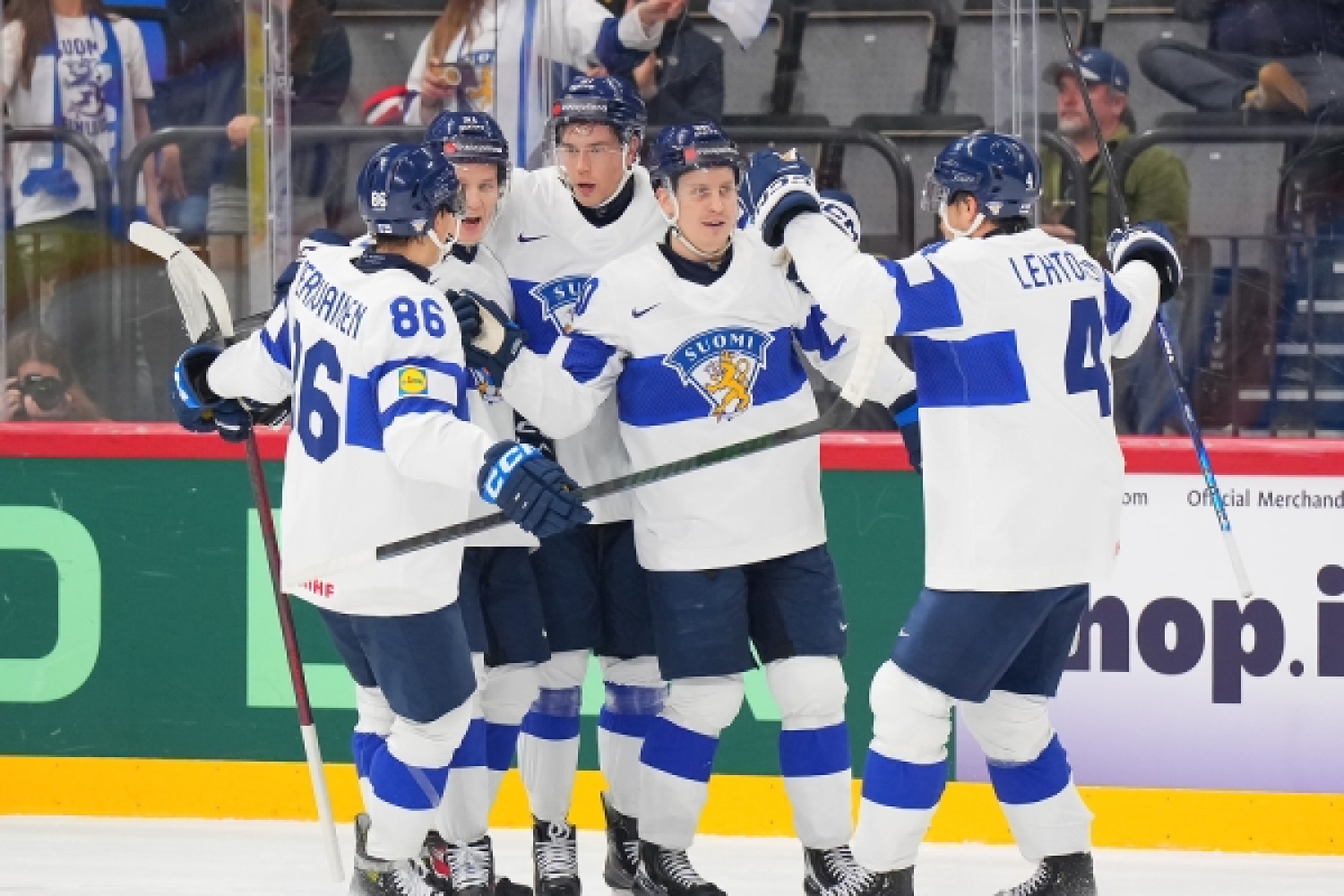 Maalikooste: USA voittoon MM-puolivälierässä, Suomen turnaus päättyi