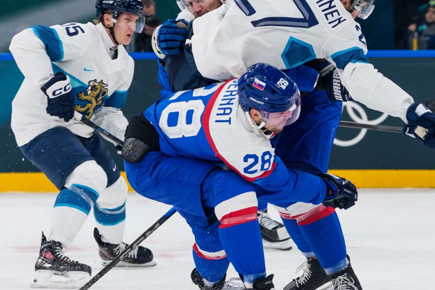 Slovakia aiheutti Suomelle karvaan tappion miesten olympia-avauksessa – "Tulos totta kai pettymys"