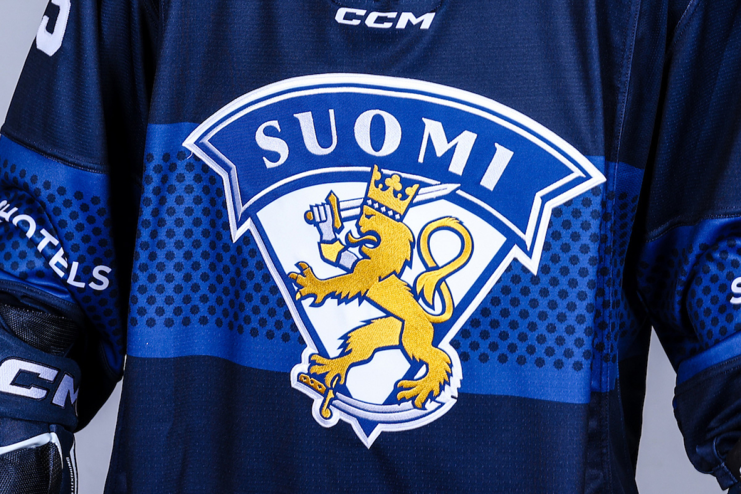 22 suomalaispelaajan kisapassit leimattu – MM-kisat käyntiin perjantaina