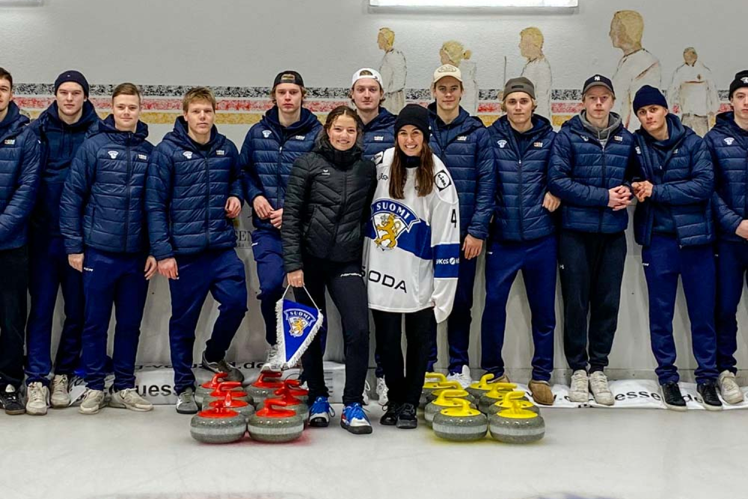 Miten sujui Nuorilta Leijonilta curling? Kiekko vaihtui kiveen välipäivänä