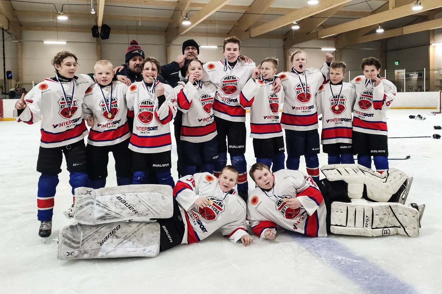 Ketterän U13:n voittokuva: Mestariksi viime hetkillä