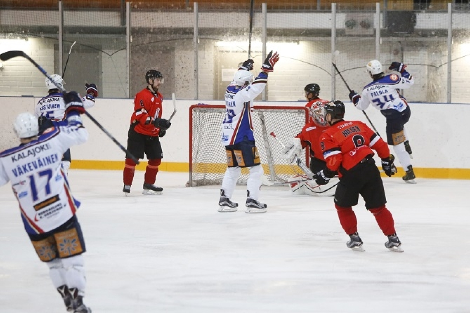 Ketterän ja JHT:n kausi jatkuu Mestis-karsinnoissa