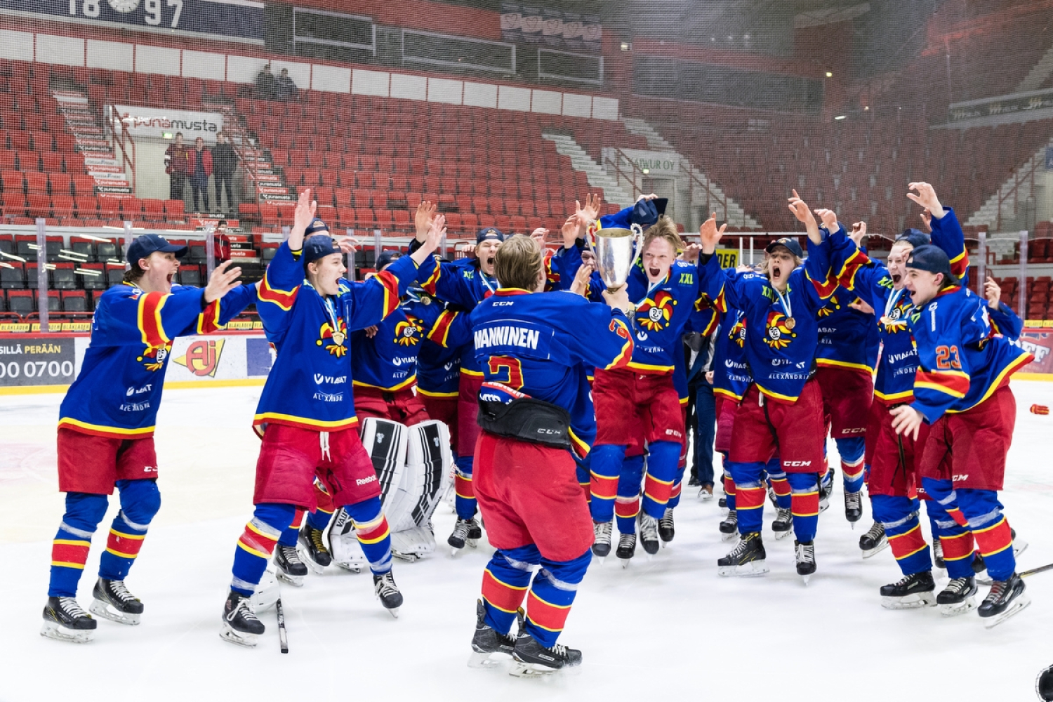 BSM: Jokerien mestarijoukkueen päävalmentaja Mika Niskanen: ”Tuo on huikea joukkue”