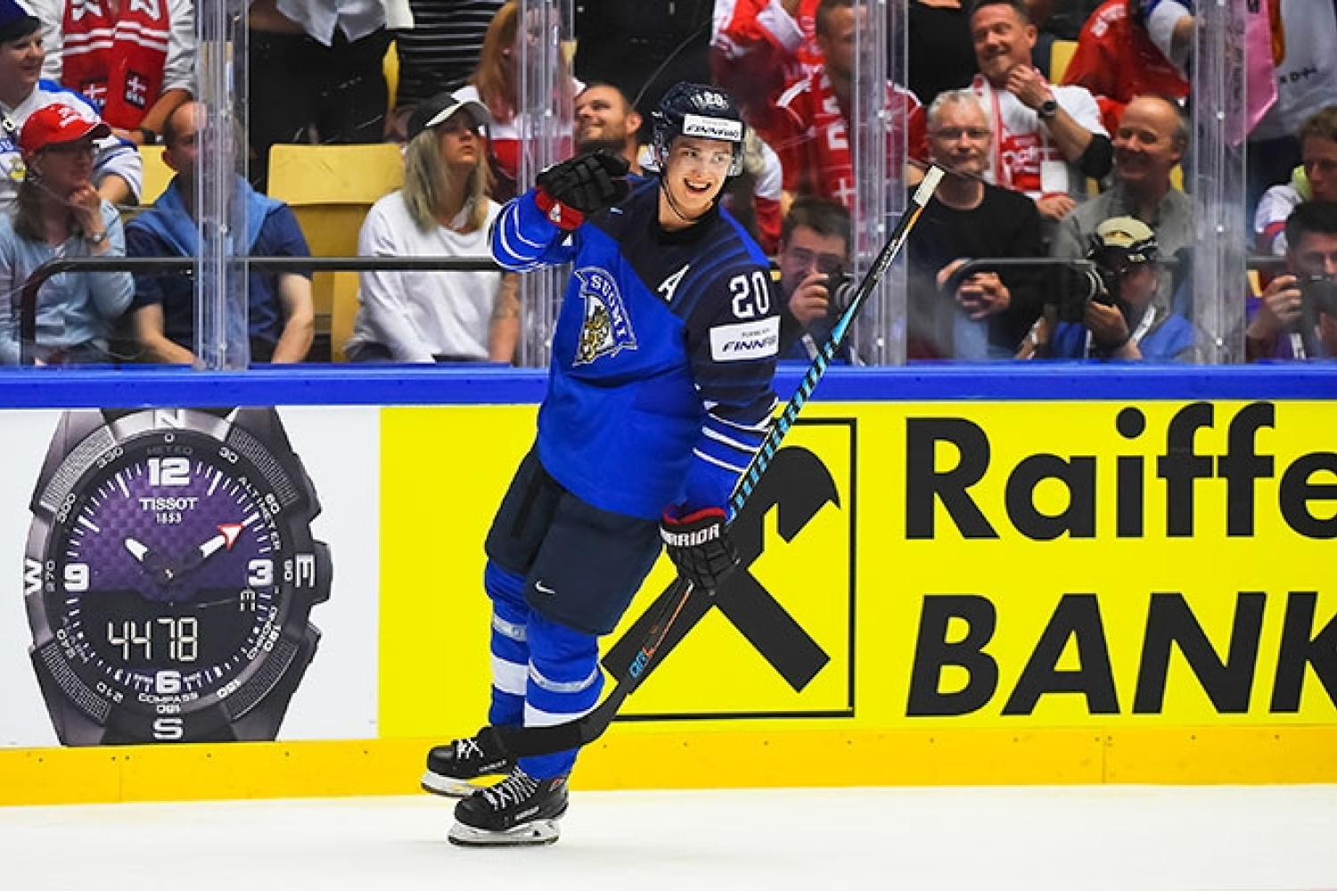 Sebastian Aho valittiin MM-kisojen parhaaksi hyökkääjäksi - Mukana myös All Star -kentässä