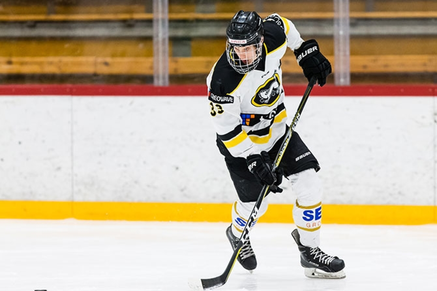 Kärpät ja Jokerit etenivät B-nuorten SM-sarjan välieriin – Sarjoissa KalPa–Tappara ja Ässät–TPS kolmannet osaottelut keskiviikkona