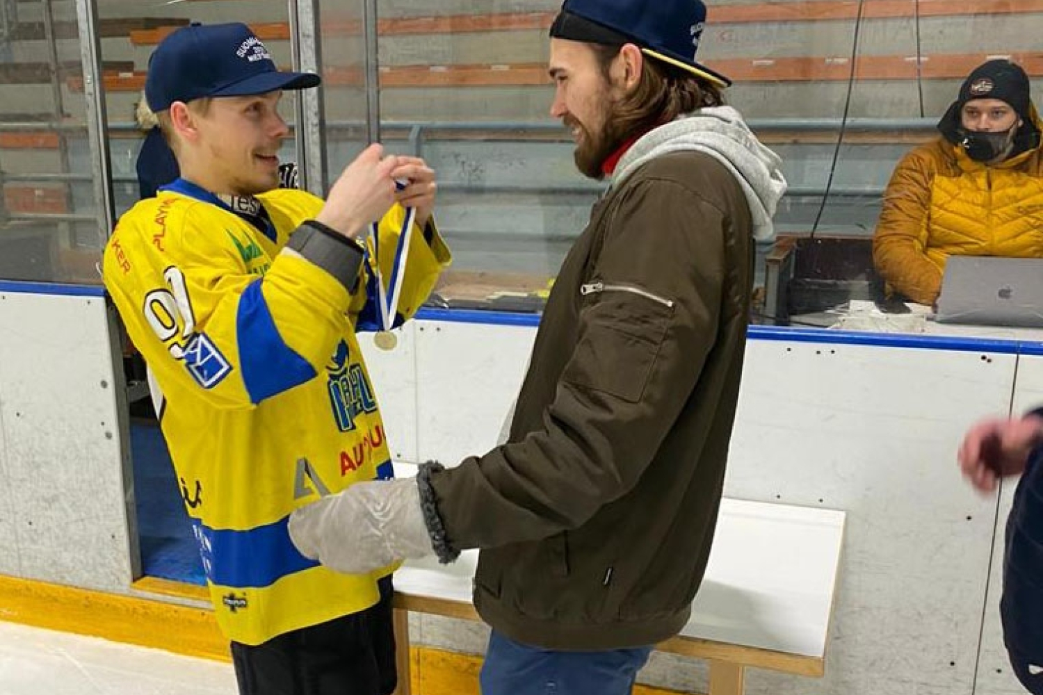 Karhu HT juhlii Suomi-sarjan mestaruutta – katso kuvat!