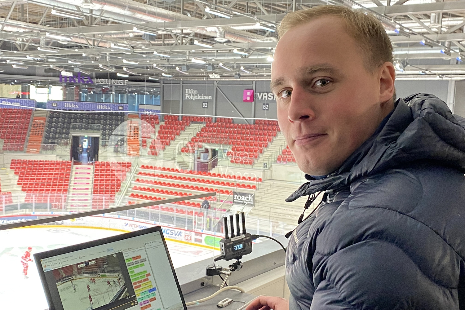 Otteluvalvojalla on iso rooli jääkiekko-ottelun sujumisessa – ”Kun tulen hallille, mulla on se työminä”