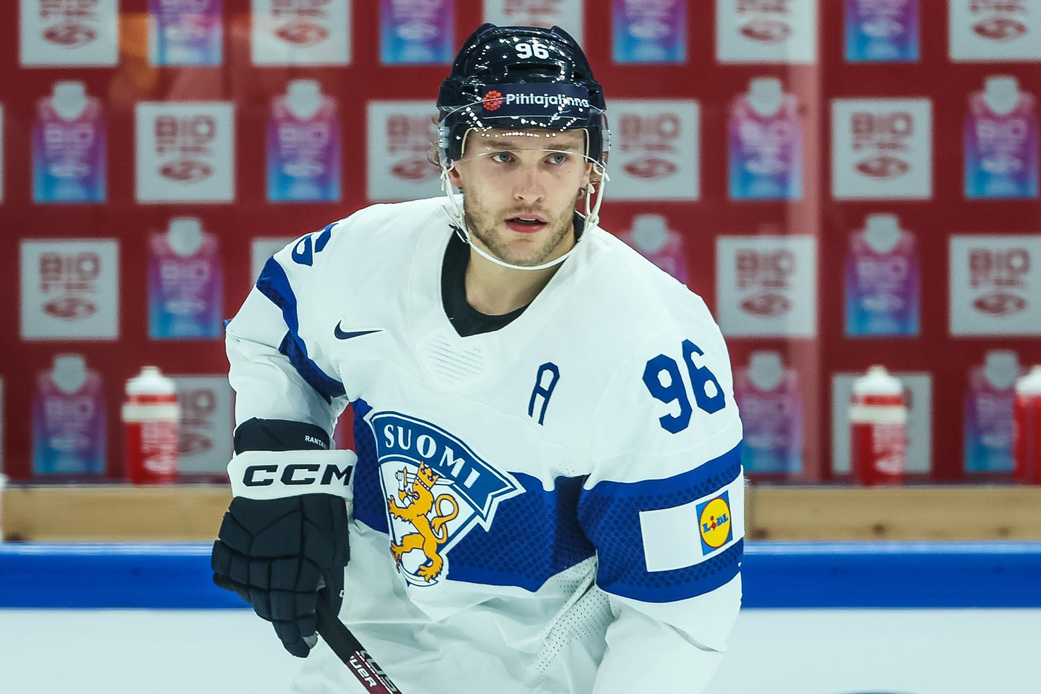 Mikko Rantanen Urheilutoimittajain liiton valinta vuoden 2023 parhaaksi jääkiekkoilijaksi