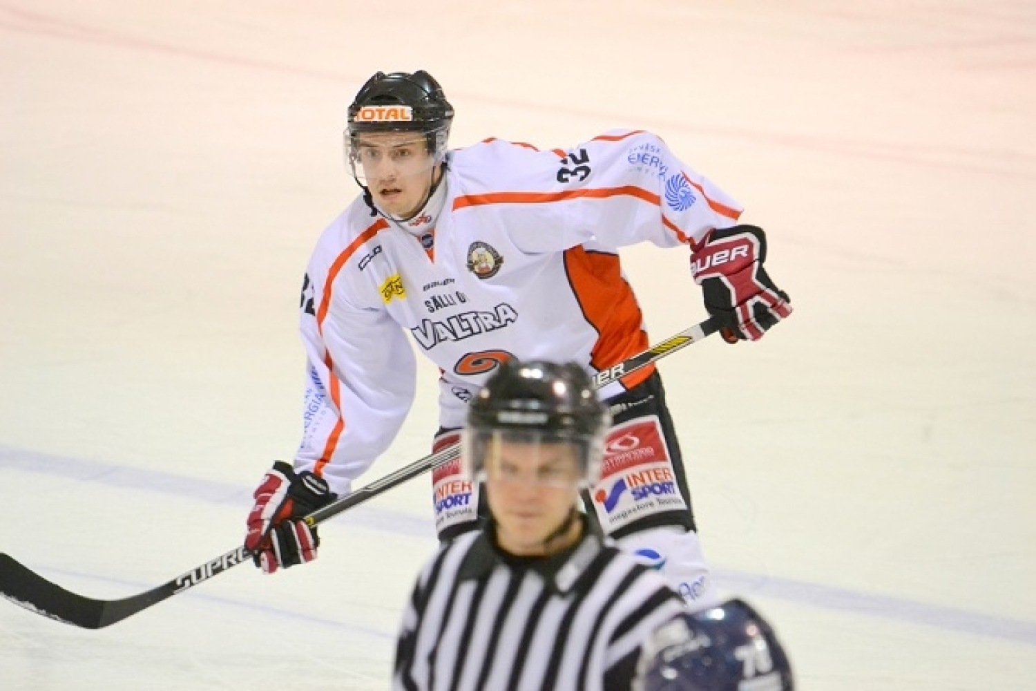 Suomi-sarja // Kallio, Tenosalmi ja Vuokniemi vaihtavat JYP-Akatemian Ketterään