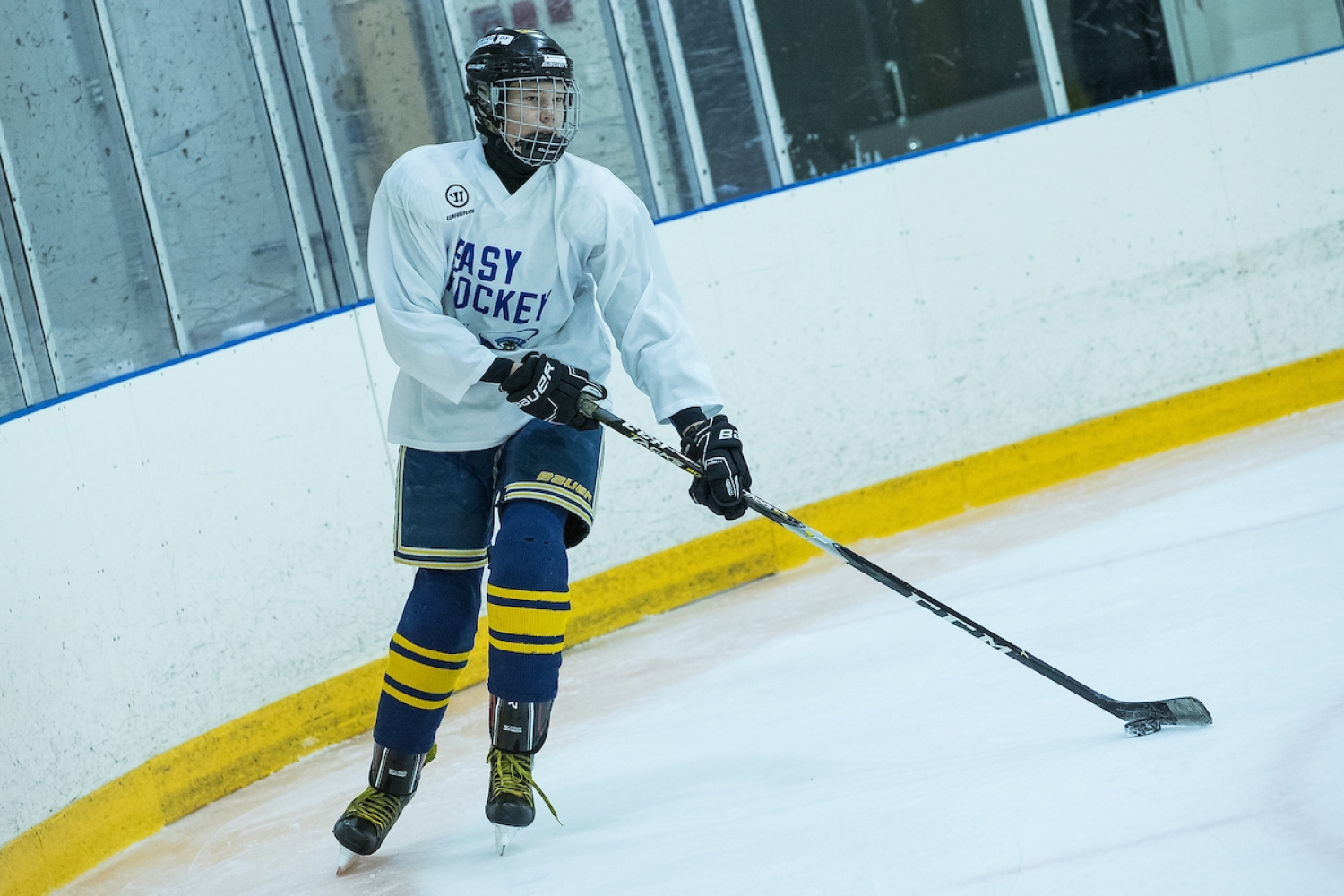 Erilaisia tapoja harrastaa jääkiekkoa – "Aika ei riittänyt ikäkausijoukkueen mukana harjoittelemaan, joten siirryin EasyHockeyn puolelle"
