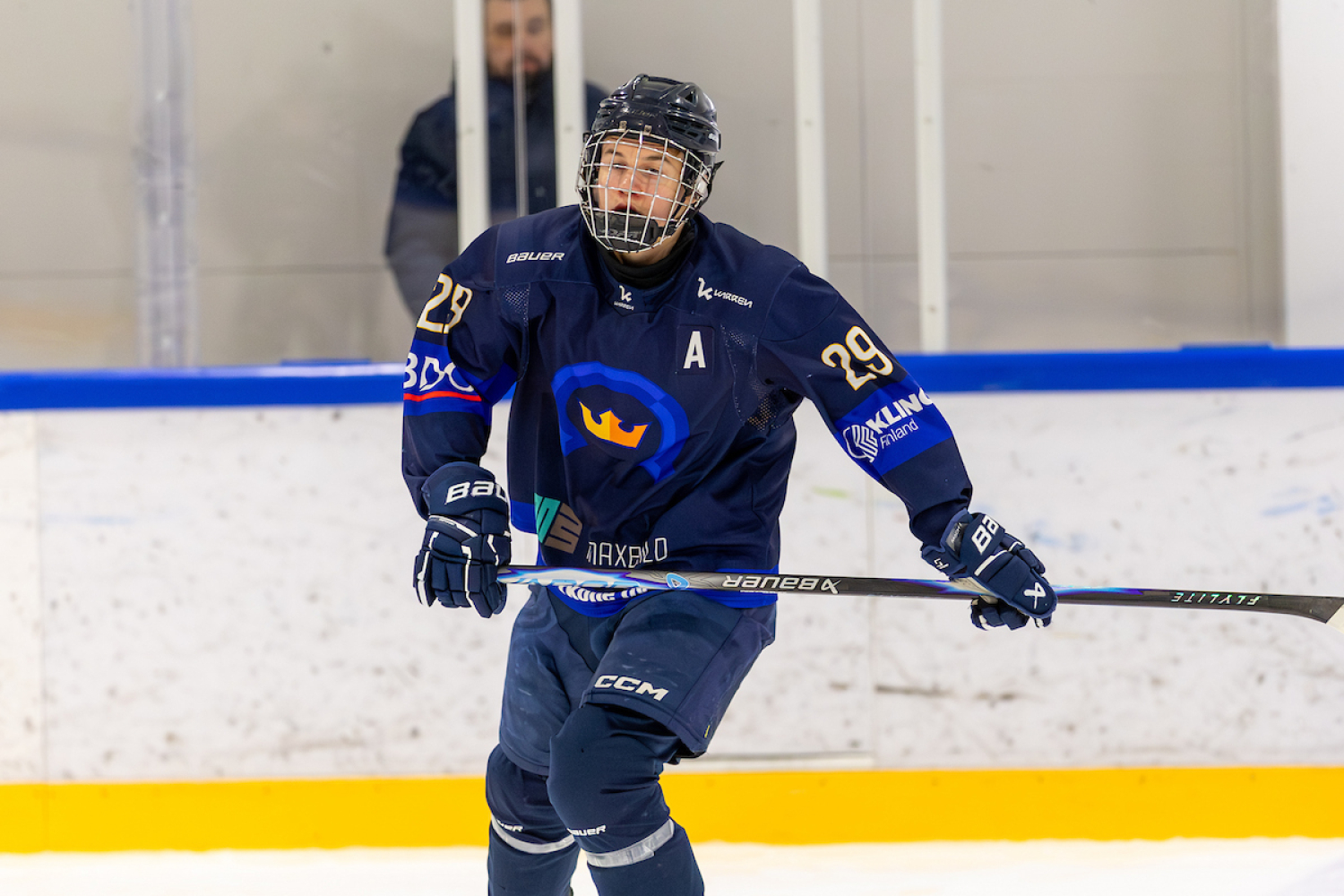 Pahkamaan vahva vire vauhdittaa Kiekko-Espoota: ”Joukkuehenki ja työnteko on meidän vahvuuksia”
