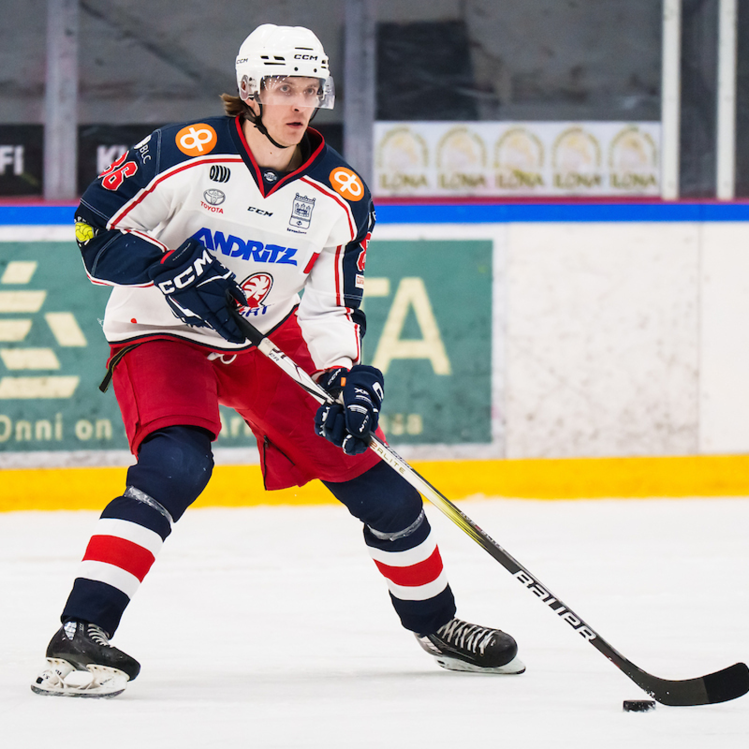 Käynnissä kiivaat ja tasaiset puolivälieräsarjat – kotijoukkueet vahvoja perjantainakin 