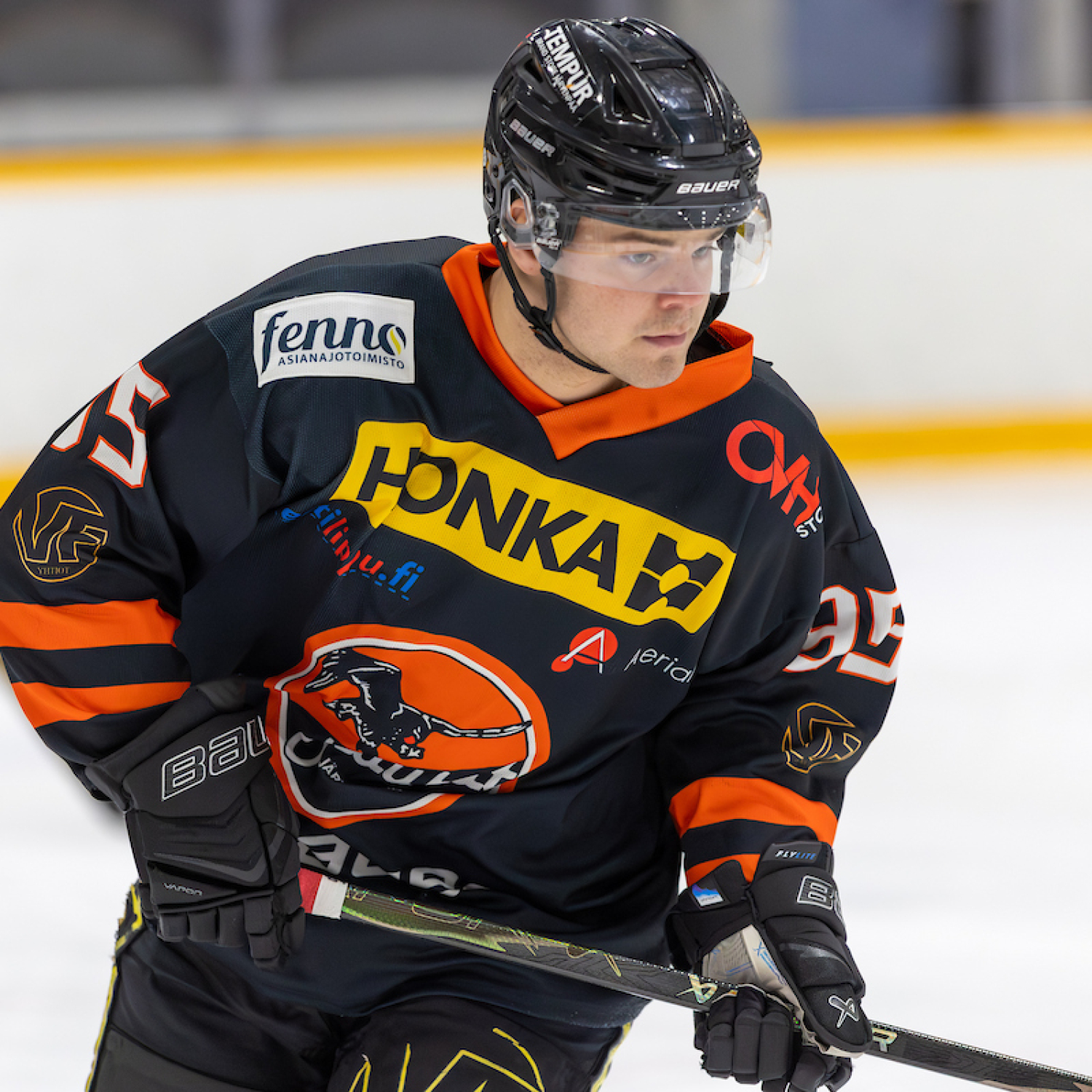 Voittoputkessa oleva Haukat nousi sarjakärkeen – S-Kiekko-miehet pistepörssin keulilla 