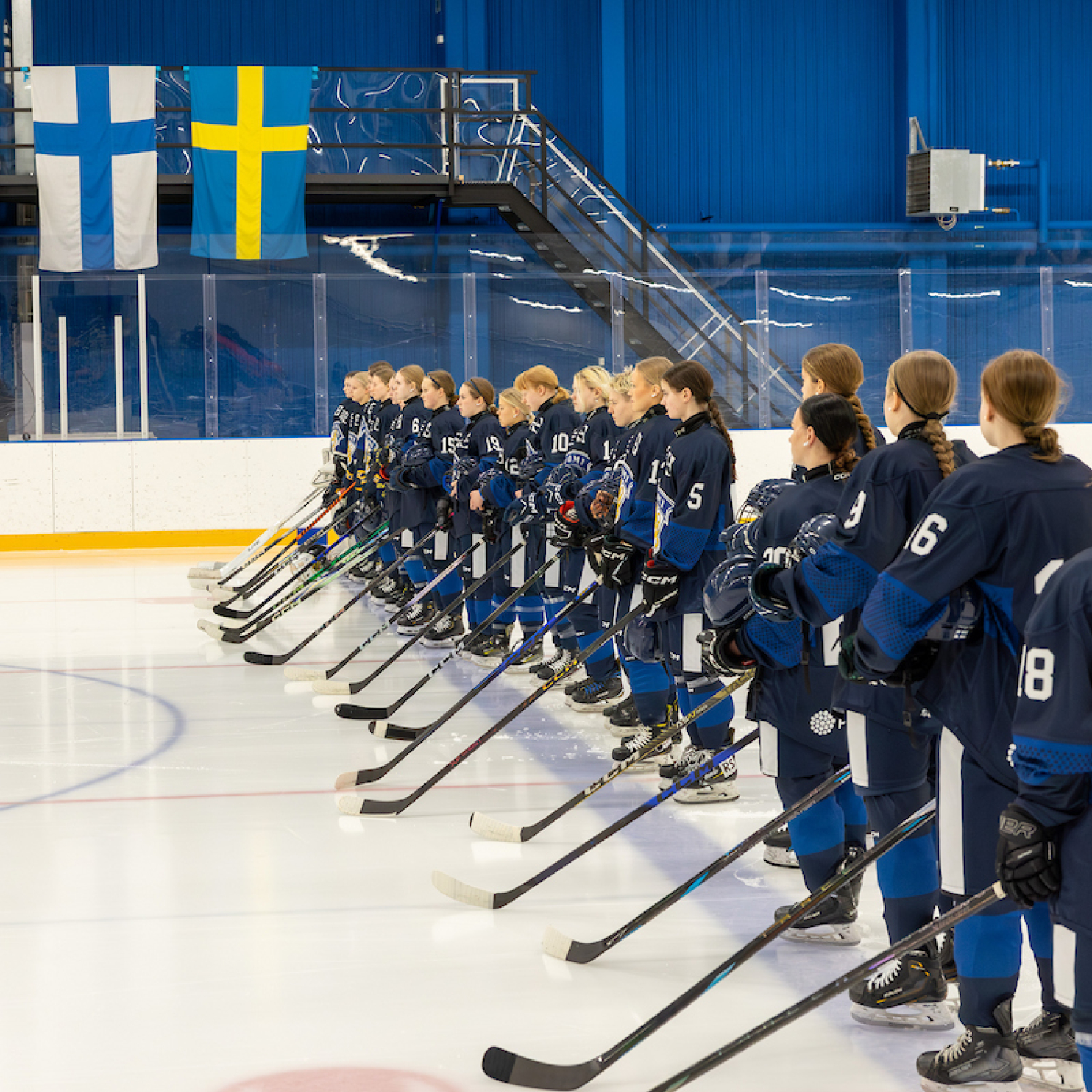 Tyttöjen haastajamaajoukkue kaatui Ruotsille – Juuso Nieminen: "Ilme parani ottelun edetessä"