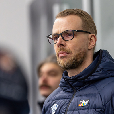 Päävalmentaja Lauri Merikivi U16 Slovakian turnauksesta: ”Tuloksellisesti haastava tapahtuma, mutta joukkueen pelaaminen otti kehitysaskeleita”