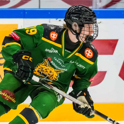 Ilveksen Miska Liljeberg nimettiin U20 SM-sarjan marraskuun parhaaksi nuoreksi pelaajaksi