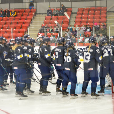 Tyttöleijonat Unkaria vastaan klo 18 näillä kentällisillä – Lähetys TV5 -kanava ja HBO Max