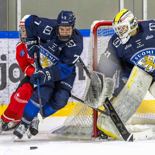 Pelipäivä! U17 huipentaa kotiturnauksensa Seinäjoella – U18 Pikkuleijonat pelaa MM-harjoitusottelun –  Linkit tulospalveluun, kokoonpanoihin, lähetyksiin...