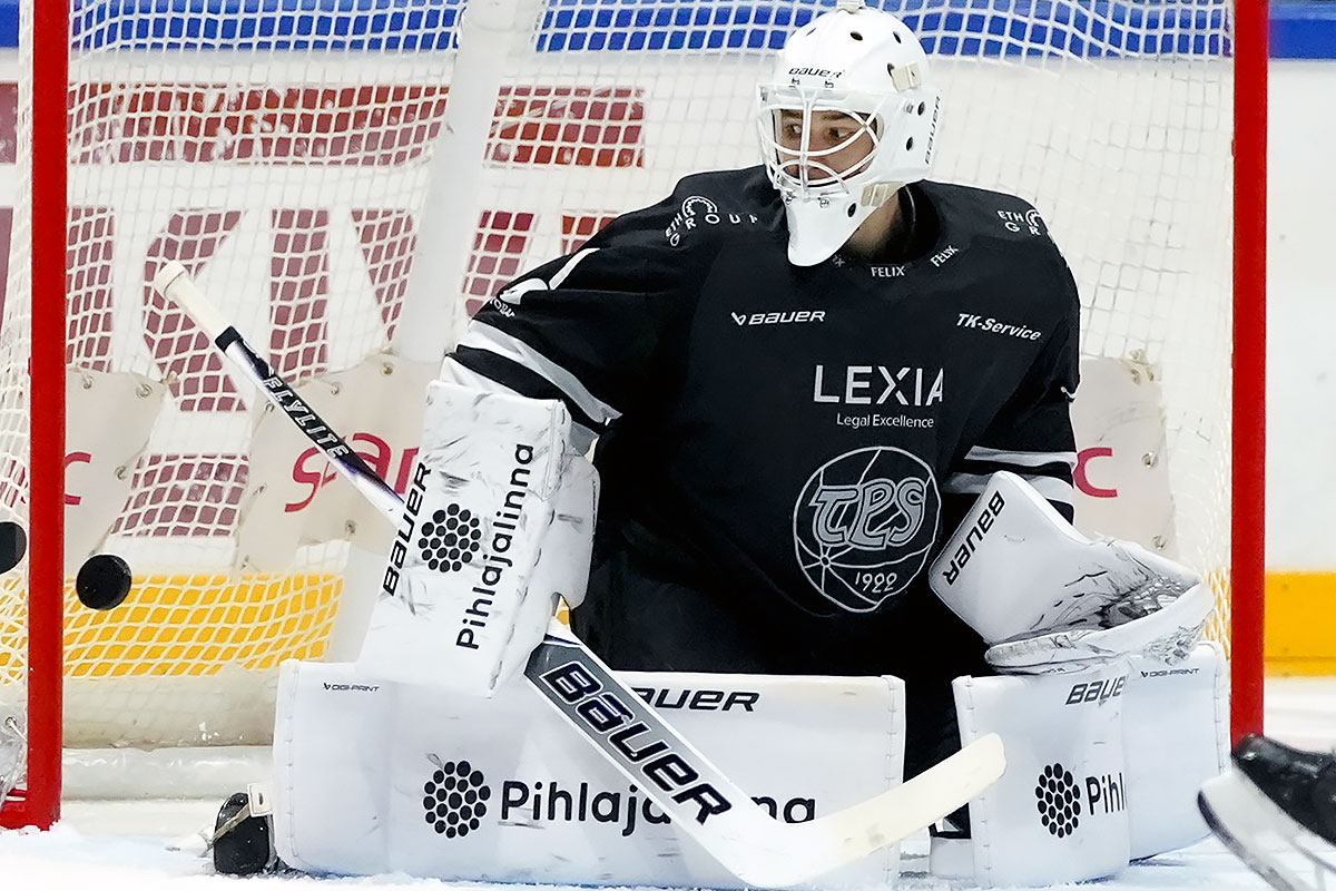 Aatu Niittymäki torjui nollapelin Sportia vastaan sunnuntaina.