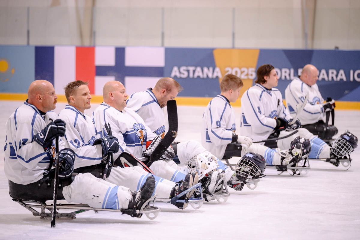 parajaakiekko_b-mm_astana2025_paraleijonat2.jpg