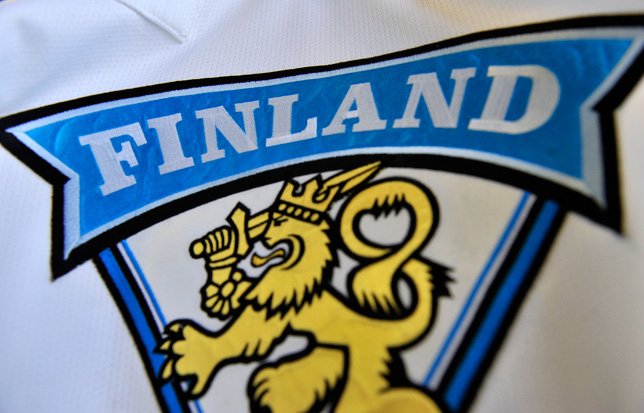 Kuvituskuva_Leijonat_vaakuna_pelipaita_U17_27102011.jpg