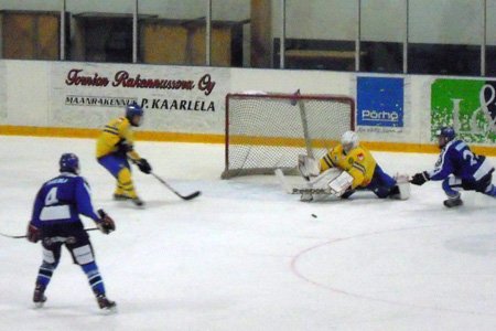 120404_U16_FIN_SWE_tilanne2.jpg