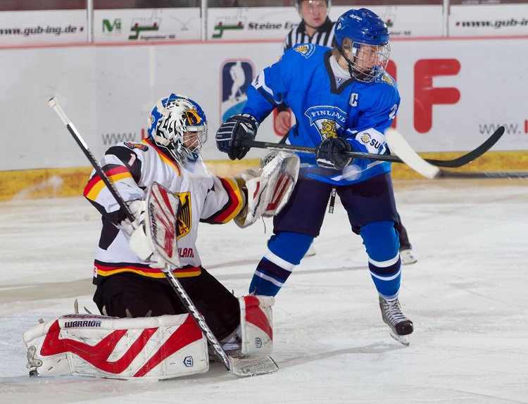 110423_U18_FIN_GER_Markus_Granlund_Philip_Lehr_JCPinheiro.jpg