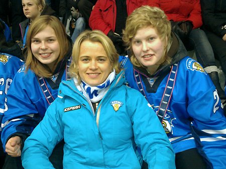 Tulus_Noora_Pelkonen_Johanna_Ollikainen_Suvi_TuulaPuputti_450px.jpg